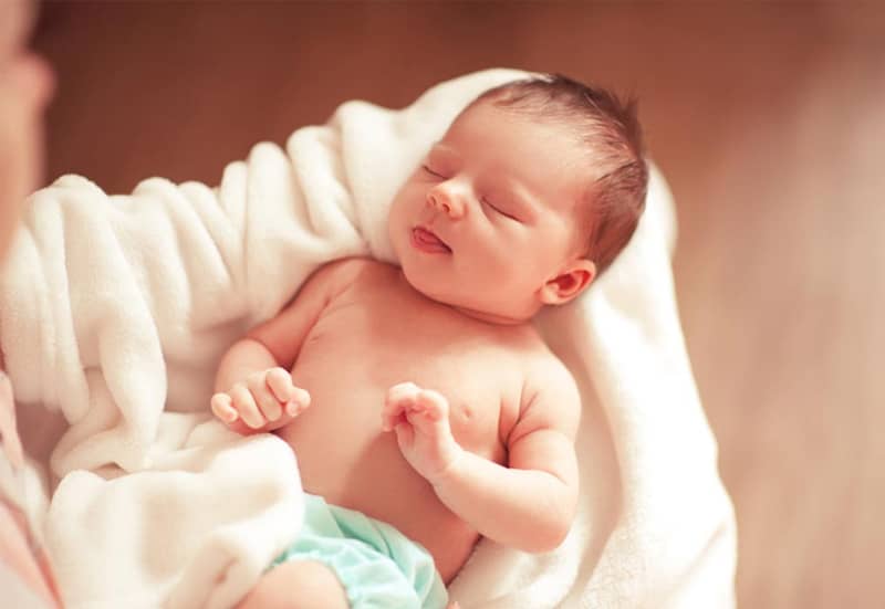 تصویر تولد فرزند در کانادا-Birth of child in Canada