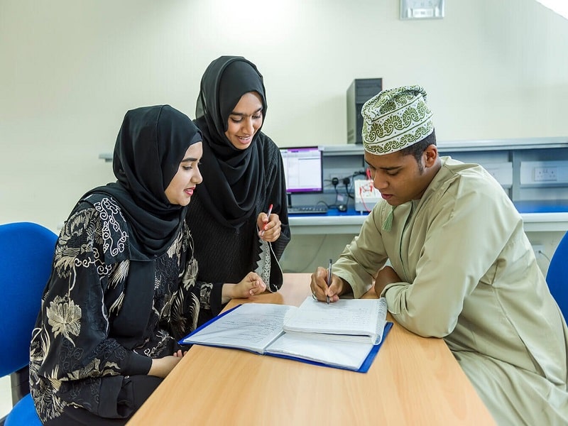 شرایط و قوانین اخذ ویزای تحصیلی به عمان
